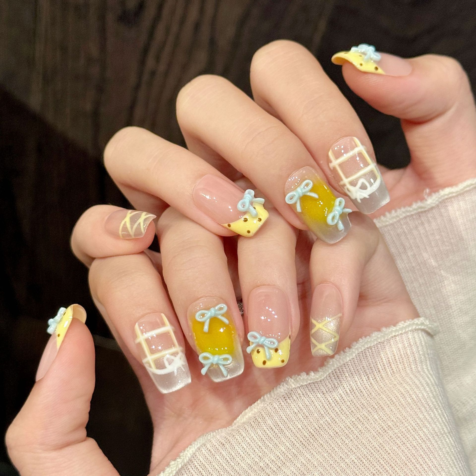 Nail Art Yellow - 10pcs Handmade Kawaii Cute Gradient Press